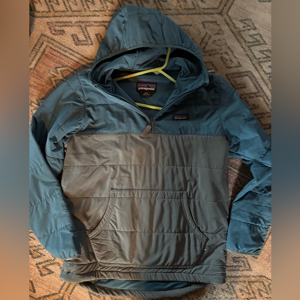Patagonia Men's Teal and Charcoal Puffer Jacket